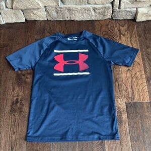 Men’s Small Heat Gear Under Armour shirt